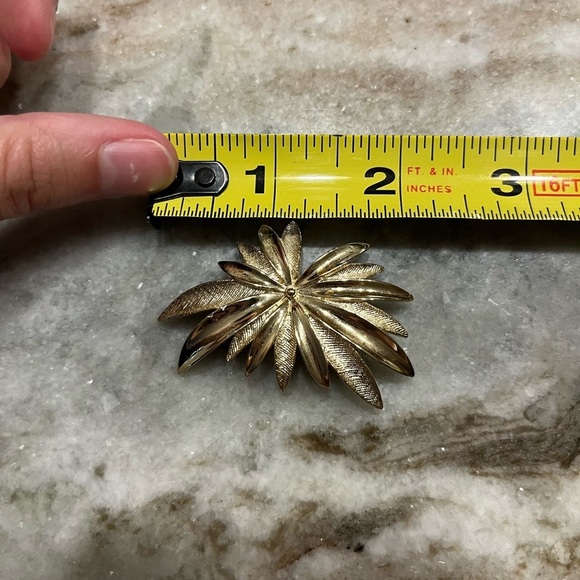 Vintage Sarah Coventry brooch - Picture 4 of 4